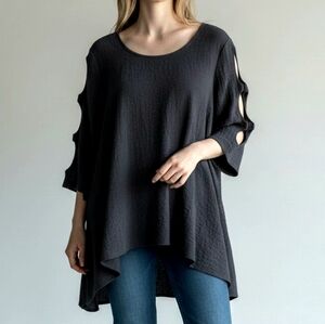 Moonlight Cutout Sleeves Tunic